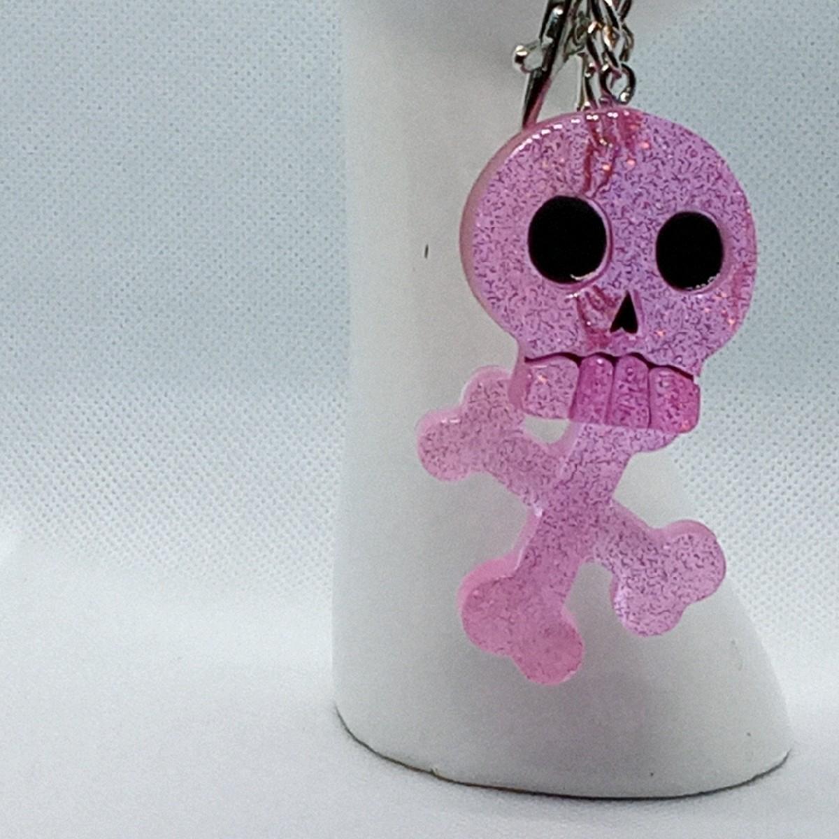 Glitter Skull & Crossbone Keychain